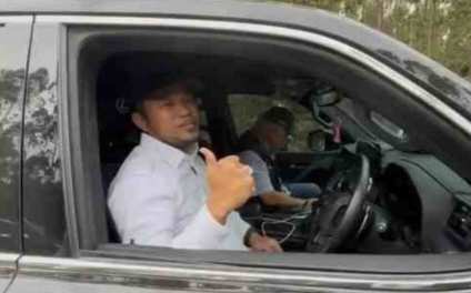 Gubernur Kaltim Respons Kritik Presiden, Pengadaan Mobil Dinas Dipastikan Tuntas IMG_20260322_001305.jpg