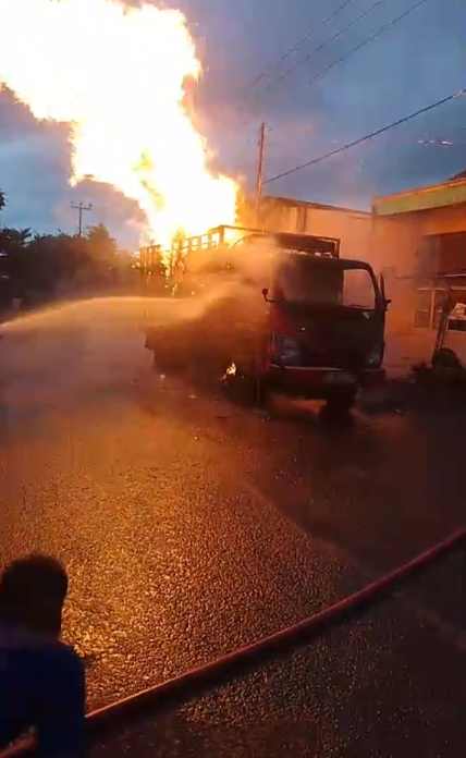 Kebakaran Diduga Akibat Kebocoran LPG Hanguskan Satu Unit Mobil di Cibarengkok IMG_20260326_215535.jpg