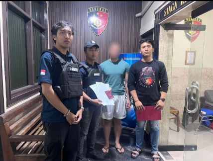 Gerak Cepat Polres Denpasar Bersama Imigrasi TPI Ngurah Rai Amankan WNA, Direkomendasikan Deportasi Demi Jaga Kondusivitas Bali IMG_20260424_005252.jpg